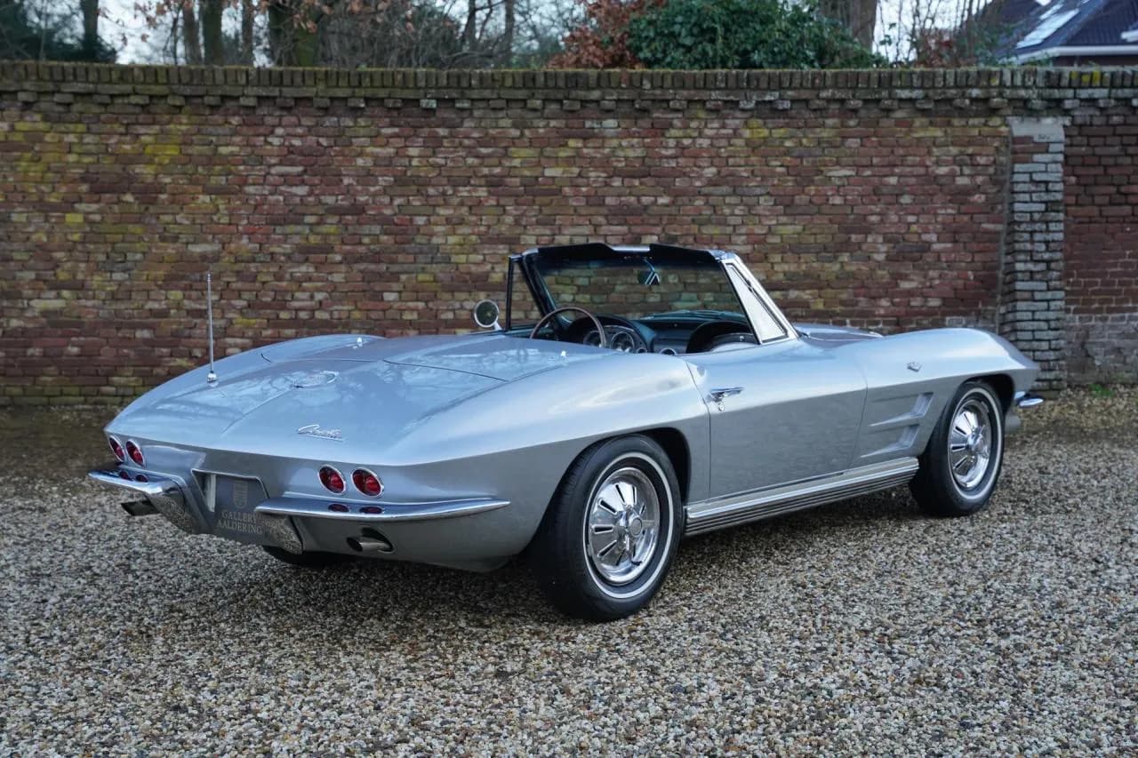 1964 Chevrolet Corvette C2 Sting Ray Convertible &ldquo;Black plate Corvette&rdquo; - Thumbnail 2