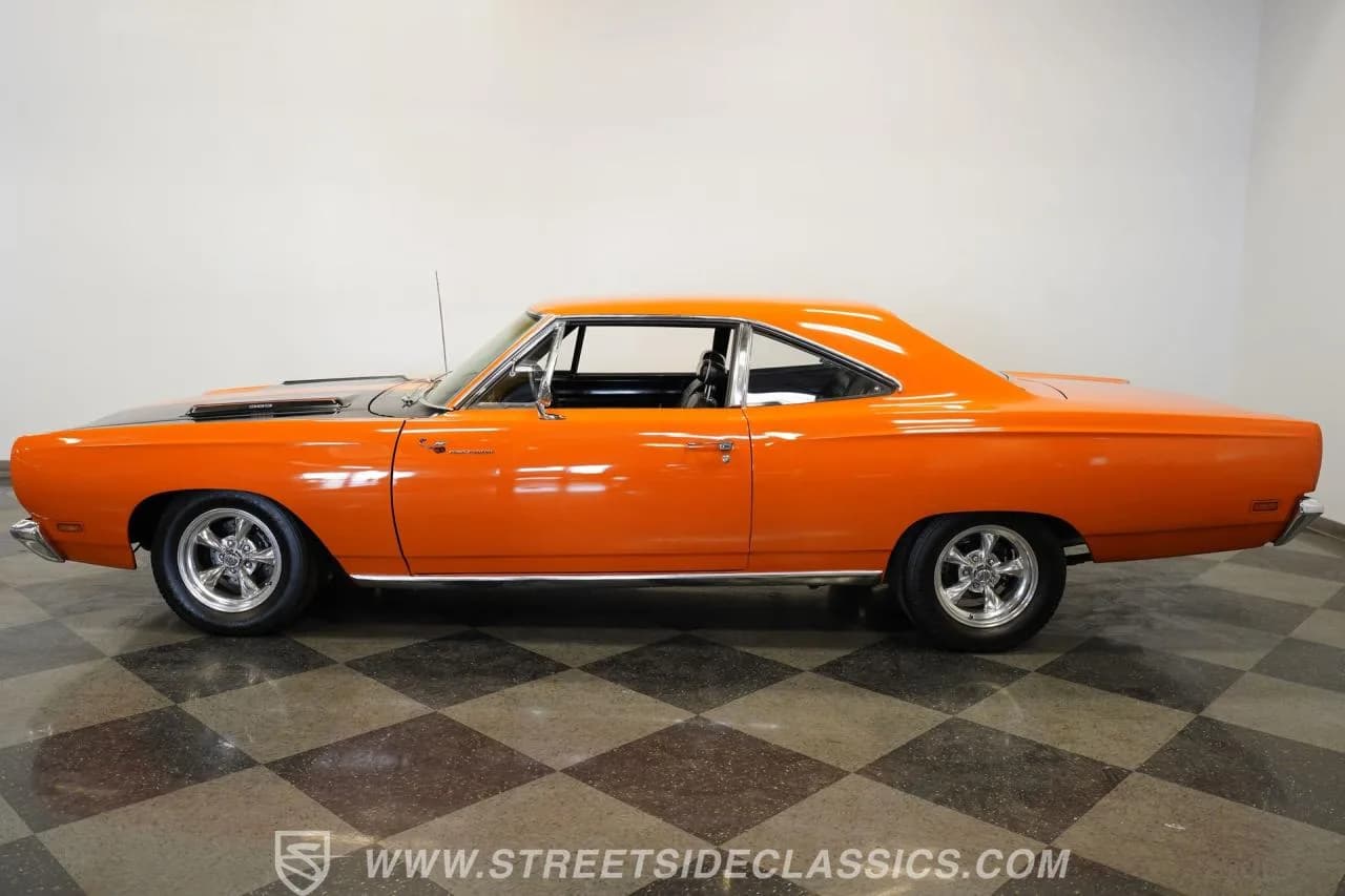 1969 Plymouth Road Runner - Thumbnail 2