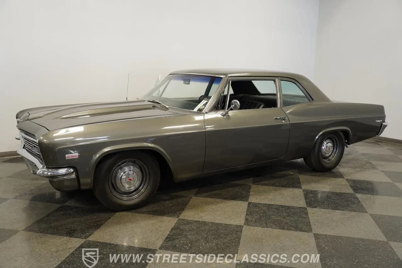 1966 Chevrolet Biscayne 502 Restomod - Thumbnail 7