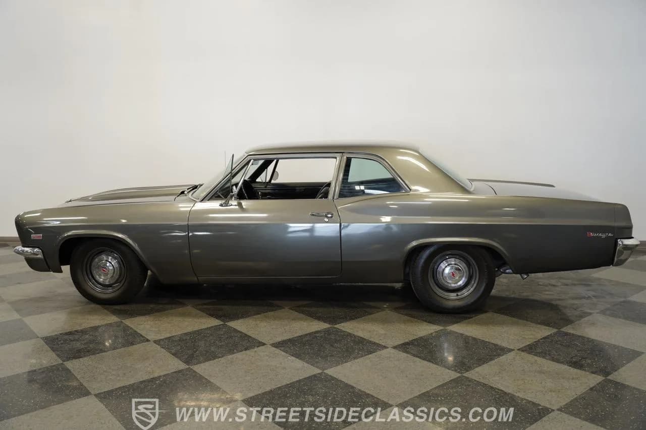1966 Chevrolet Biscayne 502 Restomod - Thumbnail 8