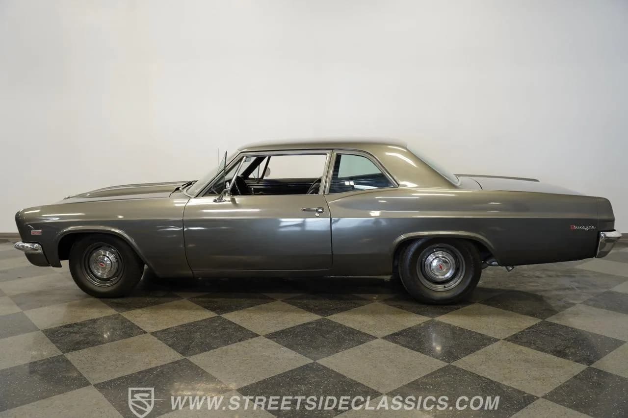1966 Chevrolet Biscayne 502 Restomod - Thumbnail 2