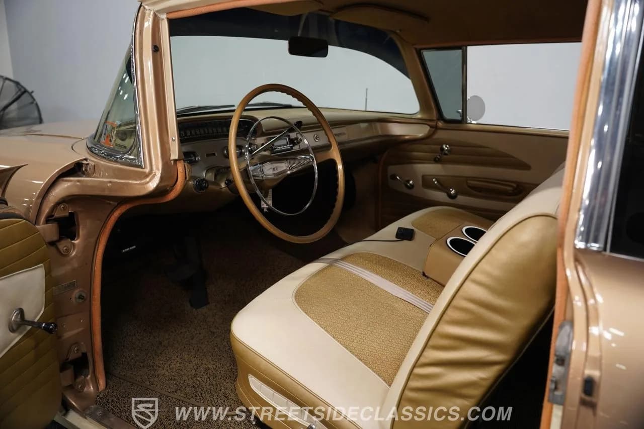1958 Chevrolet Biscayne - Thumbnail 4
