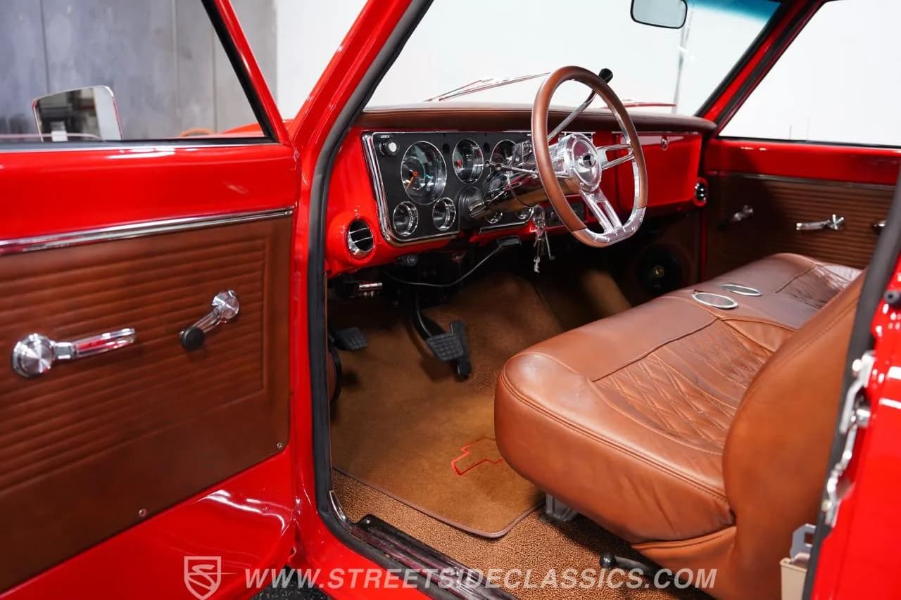 1971 Chevrolet C10 LS3 Restomod - Thumbnail 4