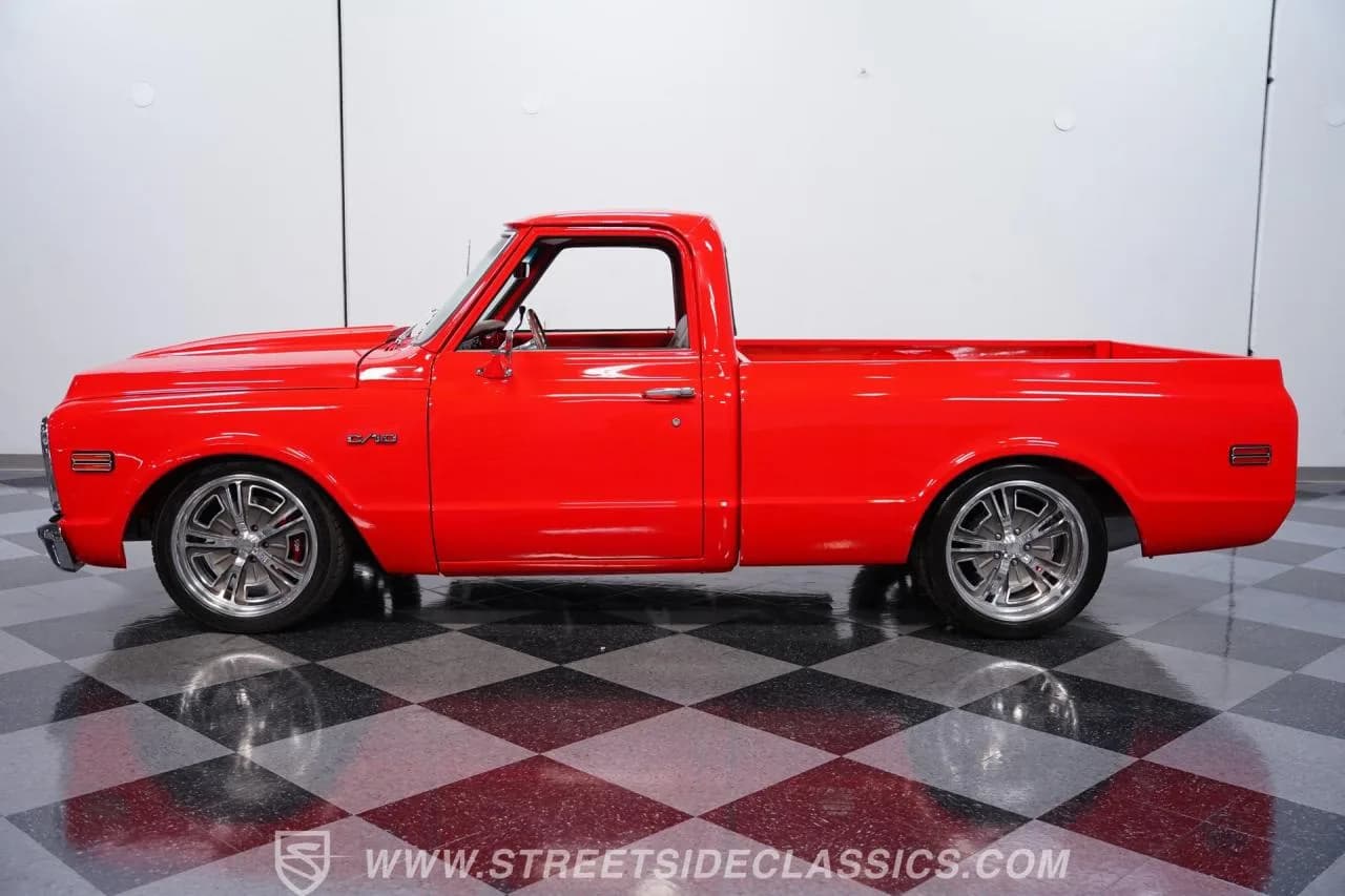 1971 Chevrolet C10 LS3 Restomod - Thumbnail 2