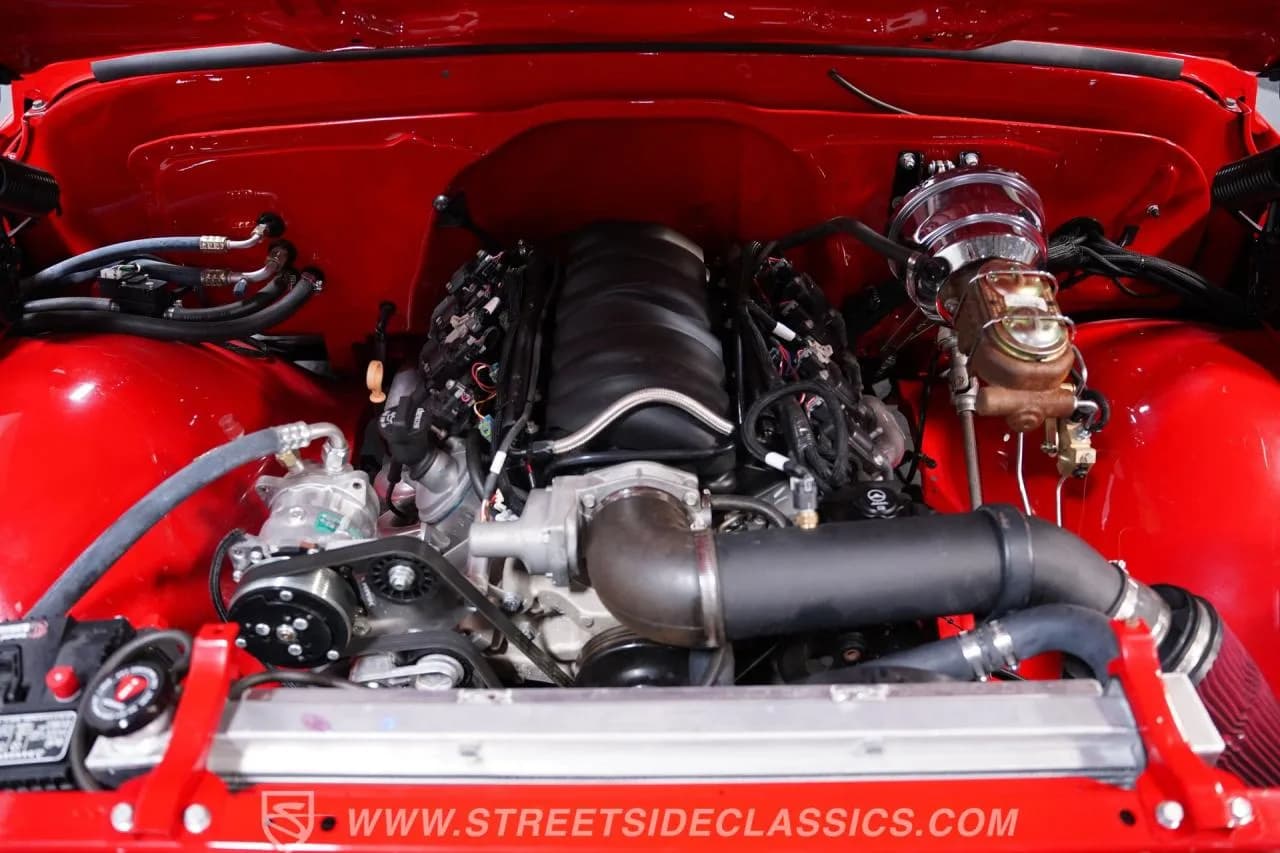 1971 Chevrolet C10 LS3 Restomod - Thumbnail 3