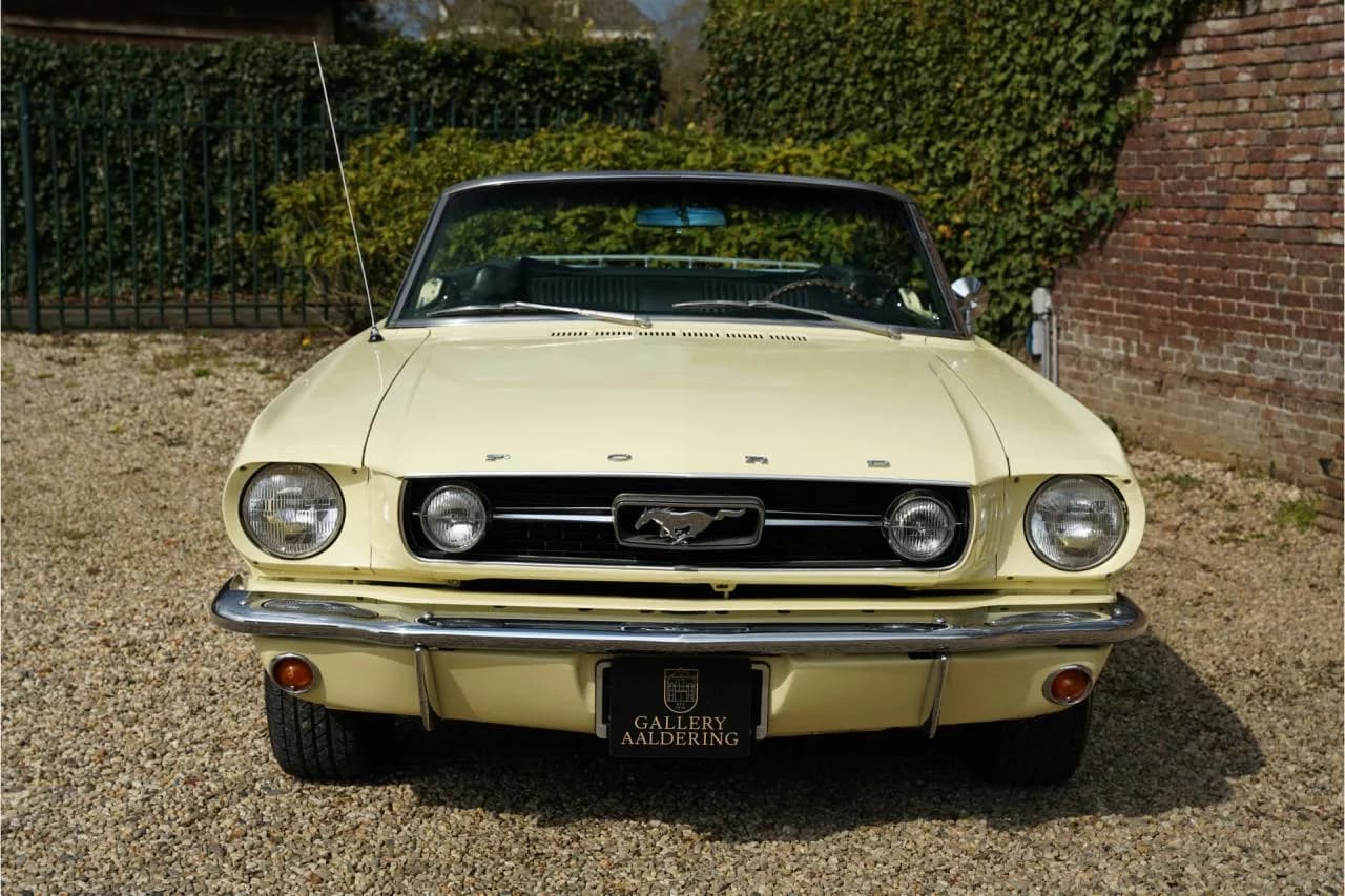 1966 Ford Mustang GT 289 V8 Convertible &ldquo;A-code with the Rally-Pac&rdquo; - Thumbnail 5