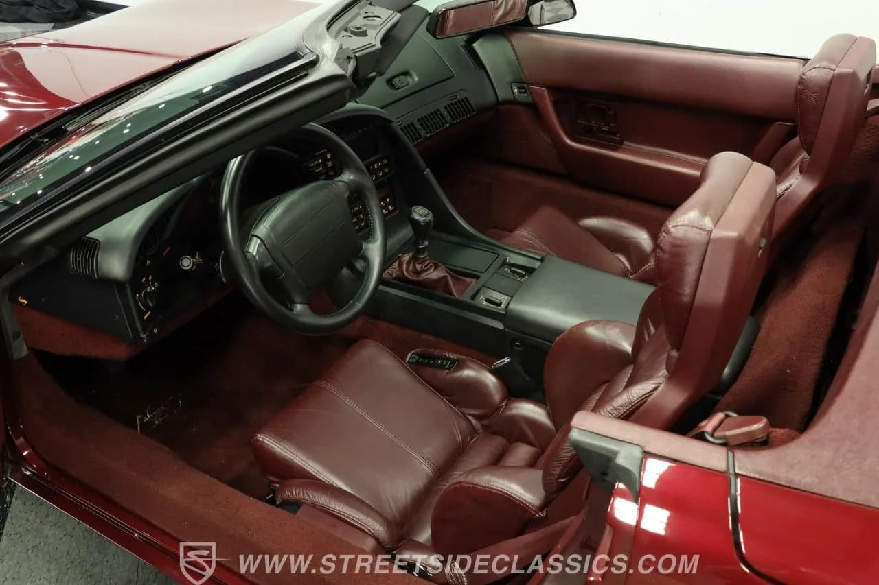 1993 Chevrolet Corvette 40th Anniversary Convertible - Thumbnail 4