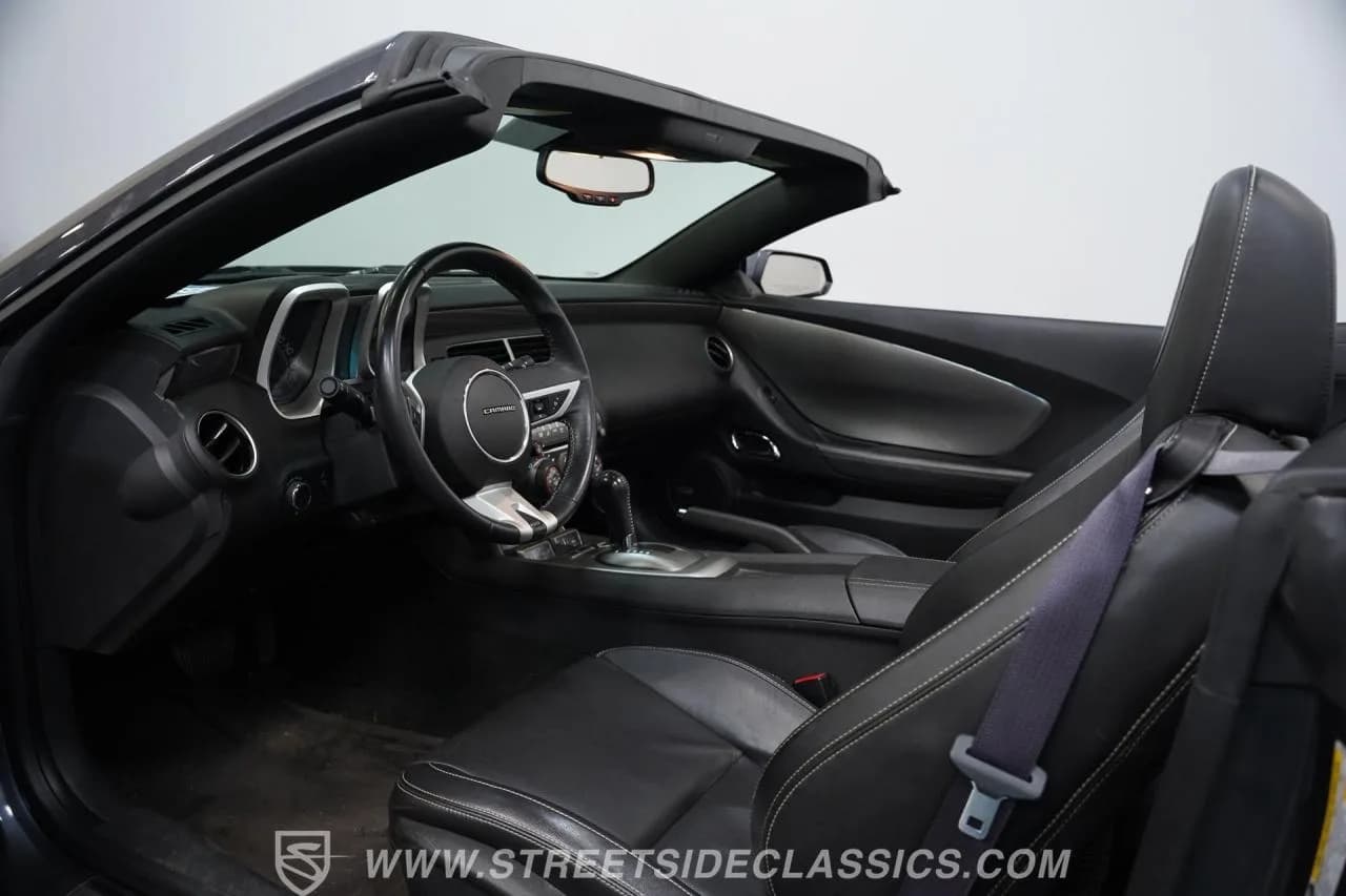 2011 Chevrolet Camaro 2SS Convertible - Thumbnail 4