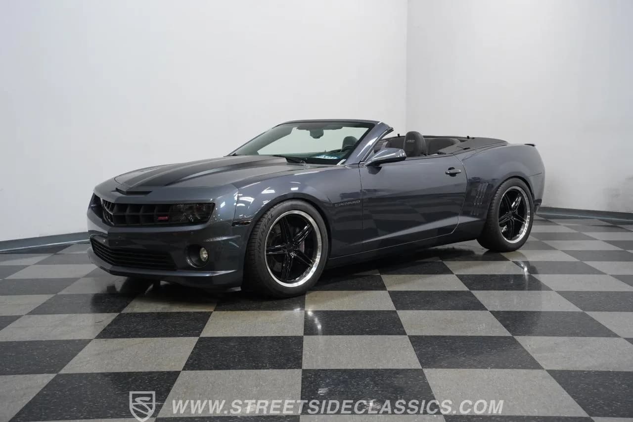 2011 Chevrolet Camaro 2SS Convertible - Thumbnail 6