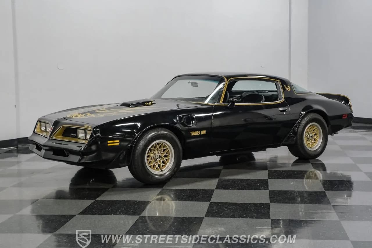 1977 Pontiac Firebird Trans Am - Thumbnail 6