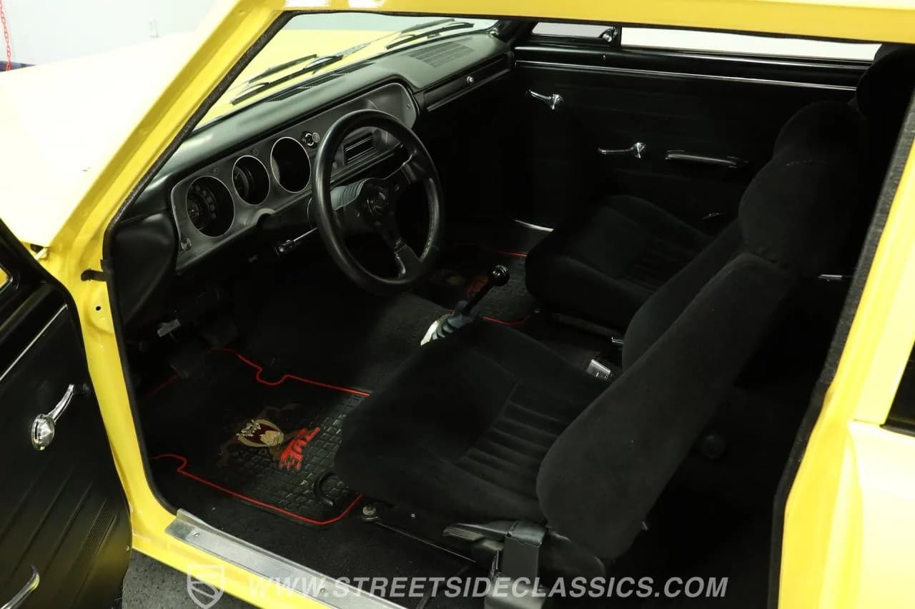 1965 Chevrolet Chevelle 300 Restomod - Thumbnail 4