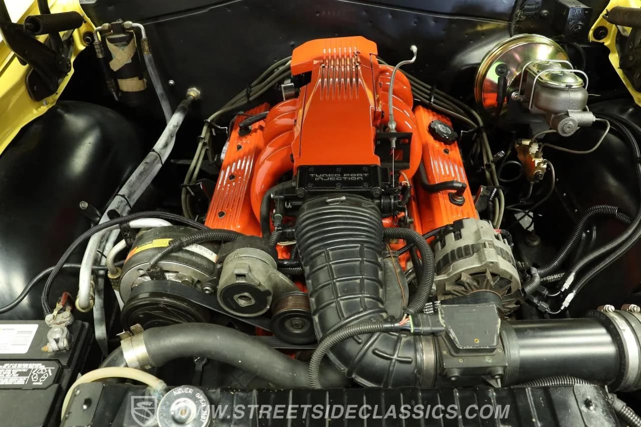 1965 Chevrolet Chevelle 300 Restomod - Thumbnail 3
