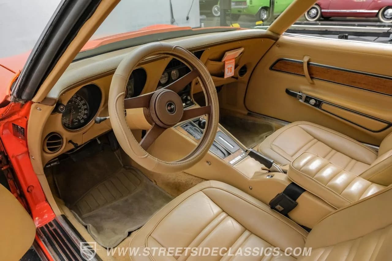 1976 Chevrolet Corvette - Thumbnail 4