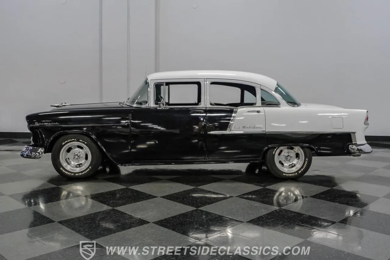 1955 Chevrolet 210 4 Door Sedan Restomod - Thumbnail 7