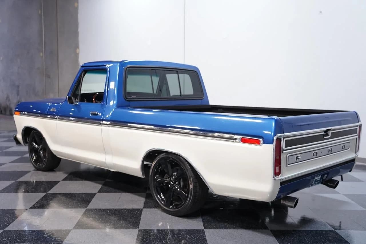 1979 Ford F-100 Coyote Restomod - Thumbnail 7