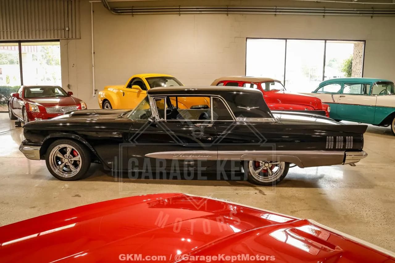 1960 Ford Thunderbird - Thumbnail 5