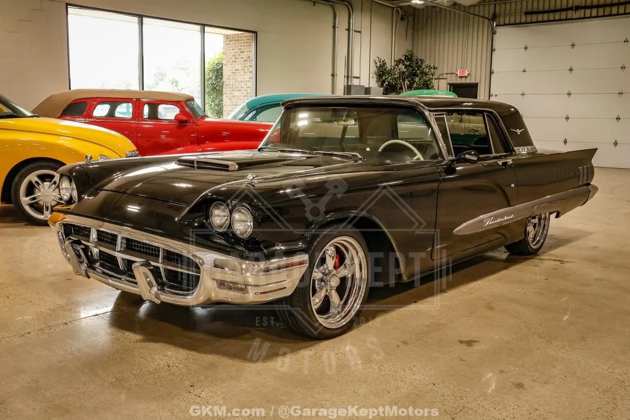 1960 Ford Thunderbird - Thumbnail 3