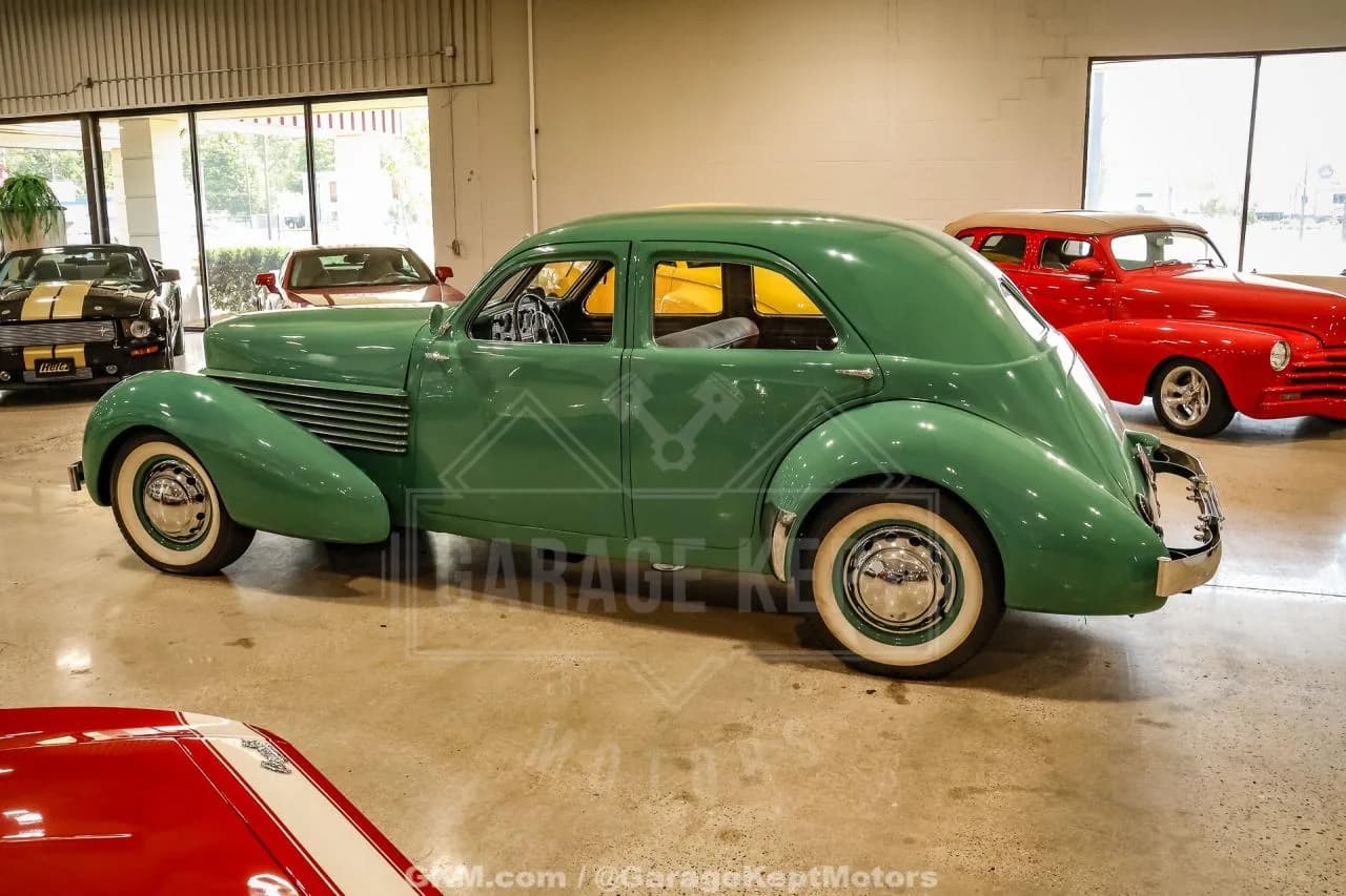 1936 Cord 810 Westchester - Thumbnail 5