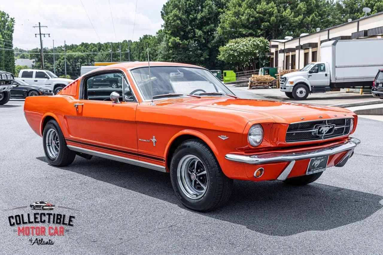 1965 Ford Mustang - Thumbnail 5