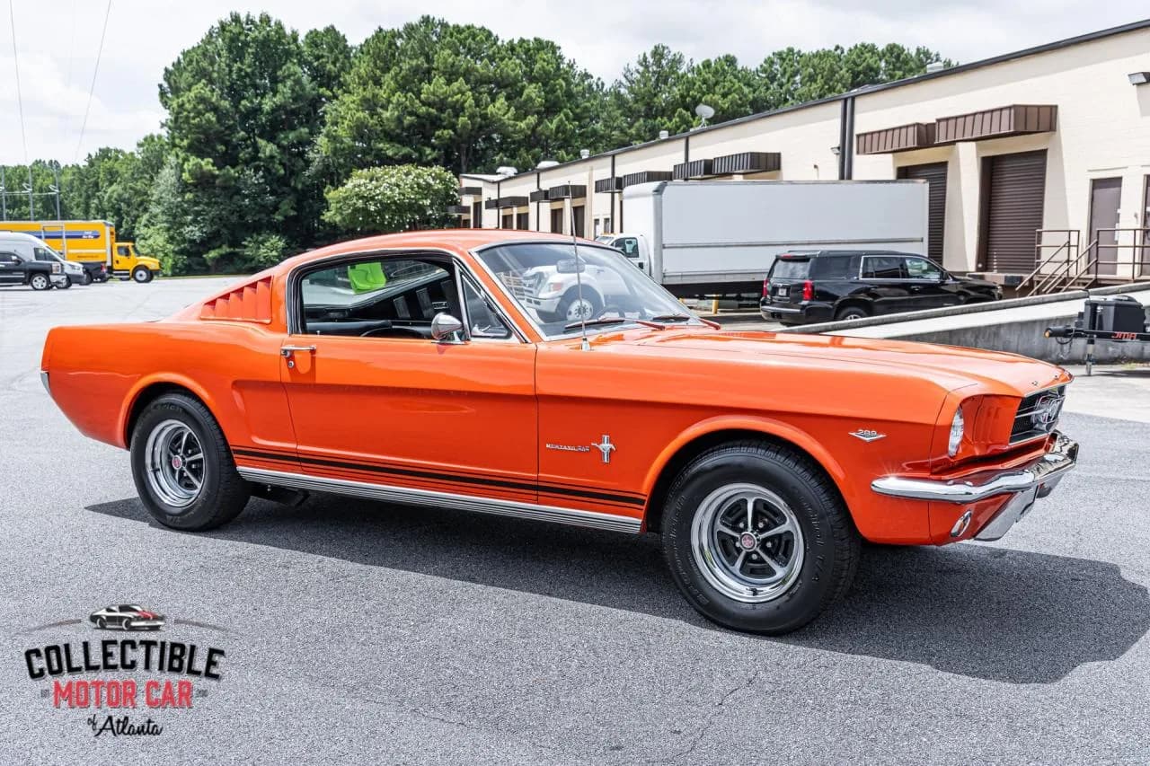 1965 Ford Mustang - Thumbnail 6
