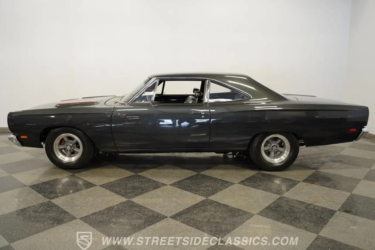 1969 Plymouth Road Runner - Thumbnail 2