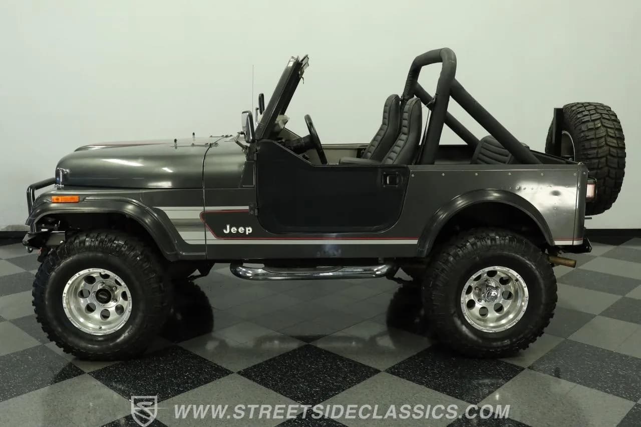 1986 Jeep CJ7 - Thumbnail 2