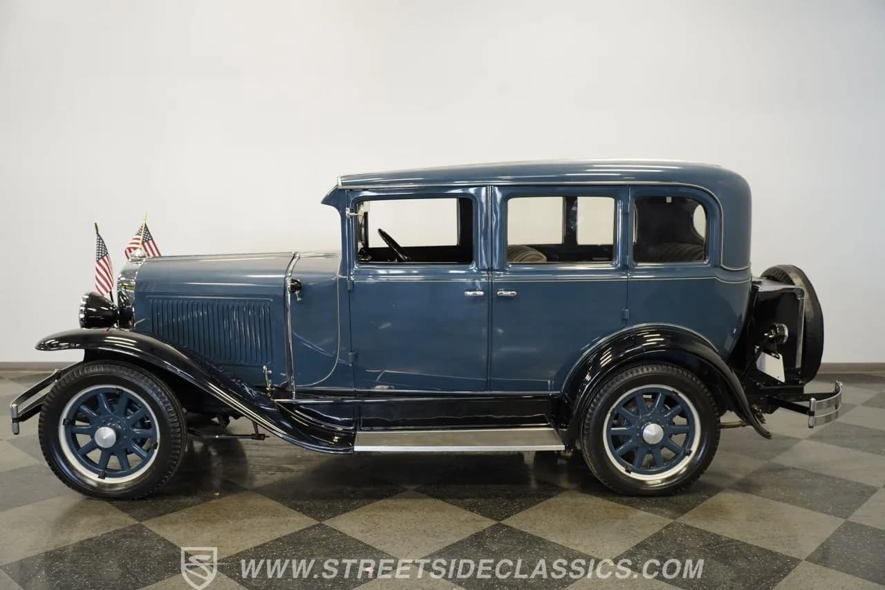 1929 Pontiac Sedan - Thumbnail 8