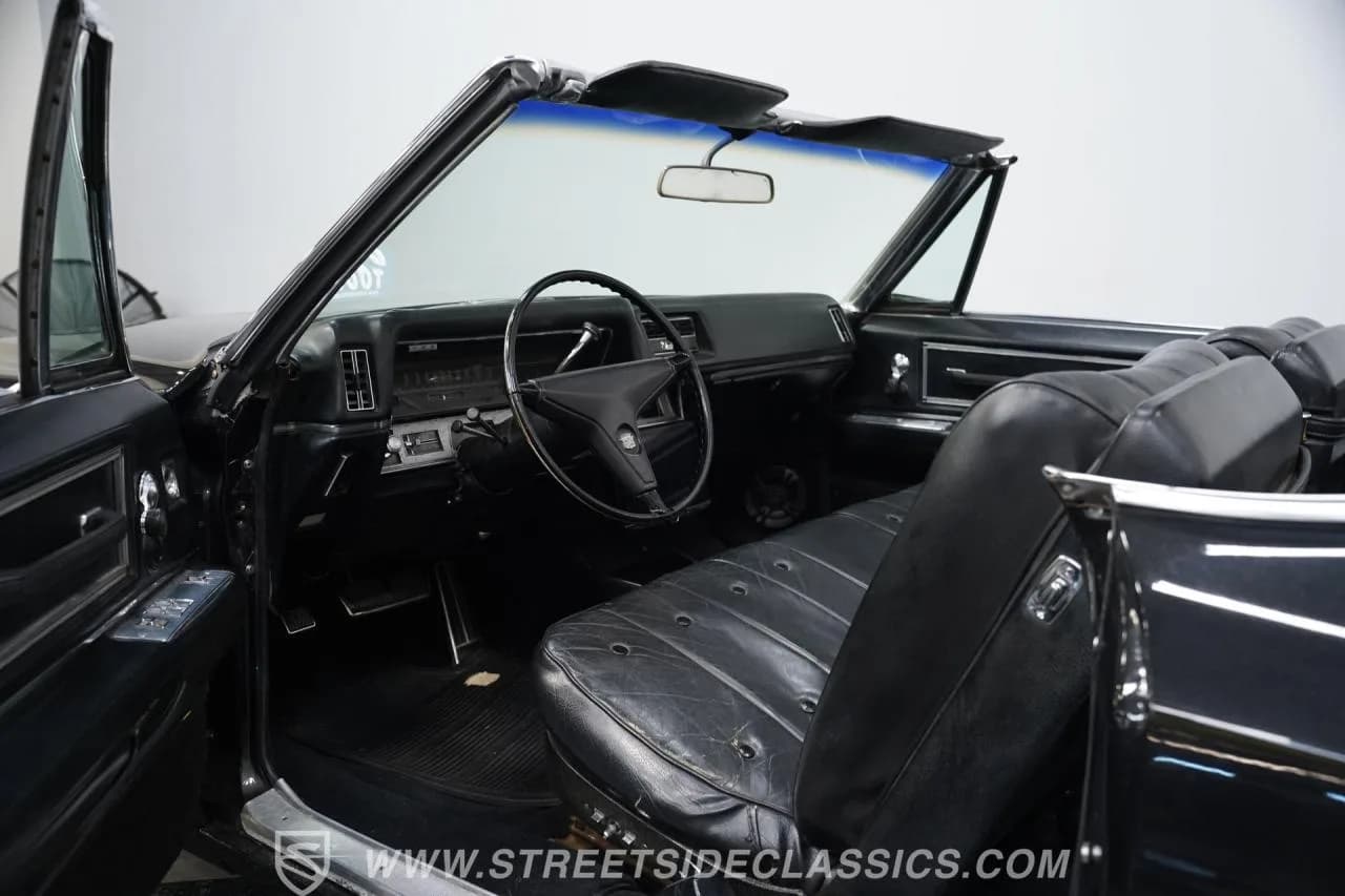 1968 Cadillac DeVille Convertible - Thumbnail 4