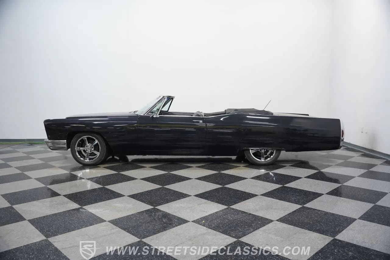 1968 Cadillac DeVille Convertible - Thumbnail 2