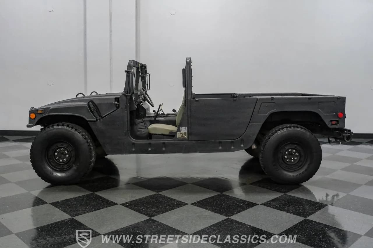 2007 AM General M1097R1 Humvee Pickup - Thumbnail 2