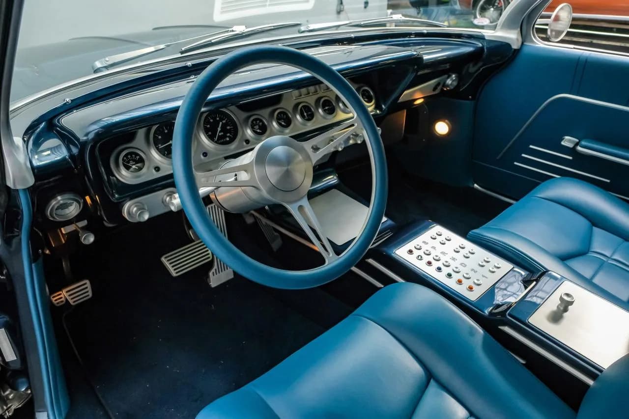 1962 Chevrolet Impala Custom Show Car - Thumbnail 3