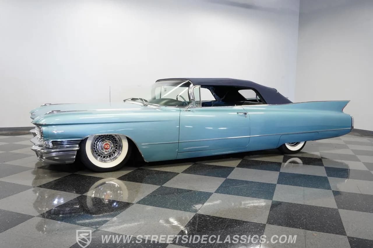 1960 Cadillac Series 62 Convertible - Thumbnail 7