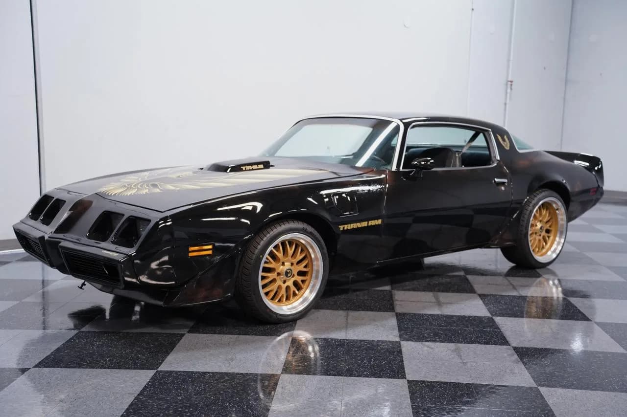 1979 Pontiac Firebird Trans Am Restomod - Thumbnail 7