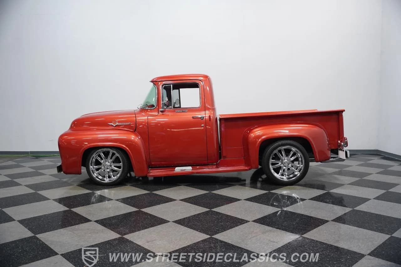 1956 Ford F-100 - Thumbnail 2