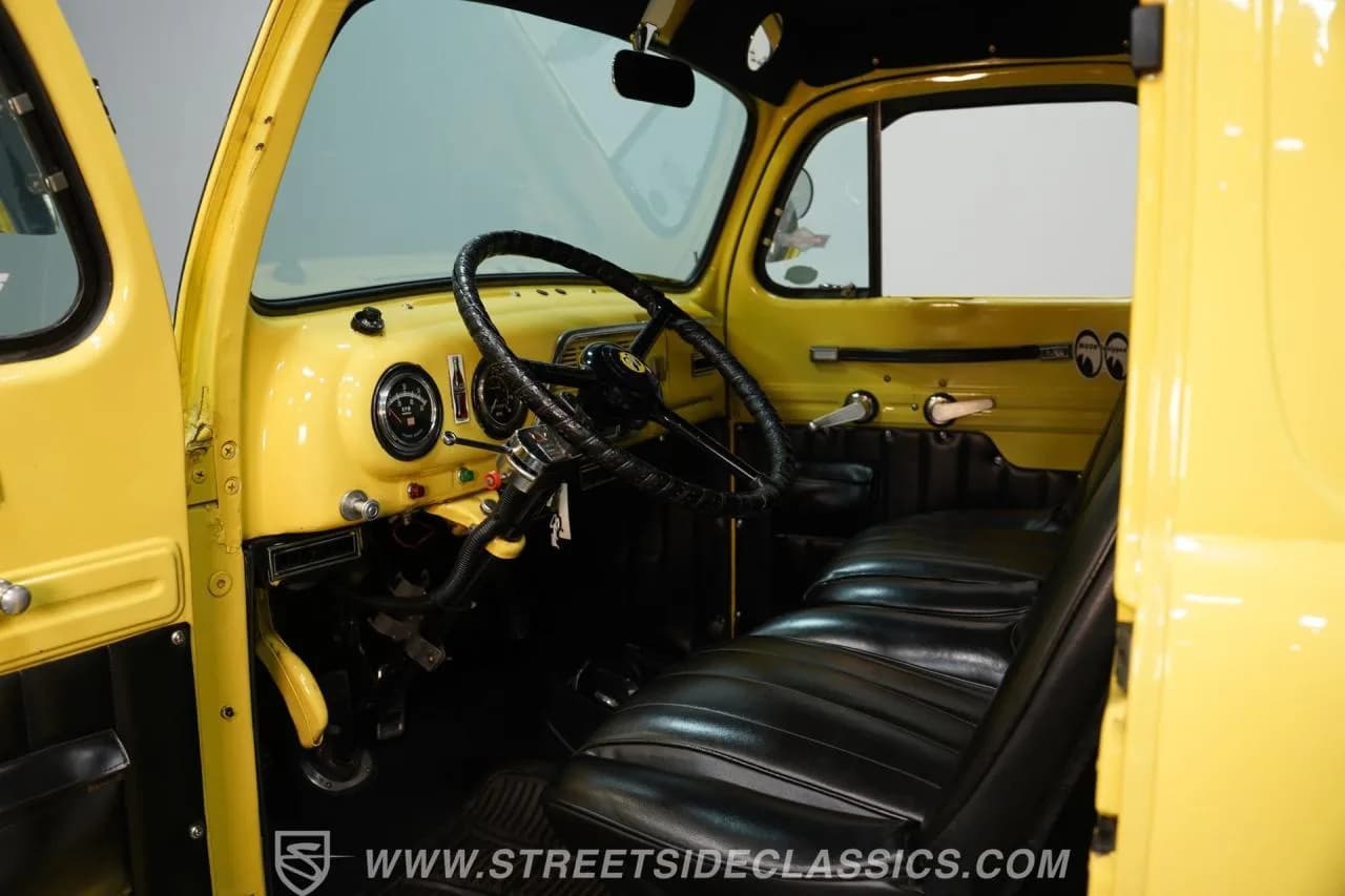 1952 Ford F-1 - Thumbnail 4