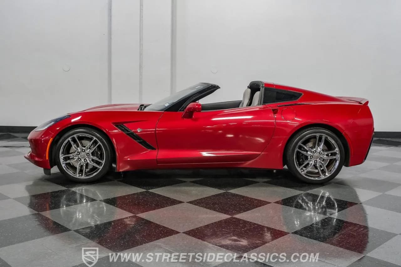 2015 Chevrolet Corvette Z51 - Thumbnail 7