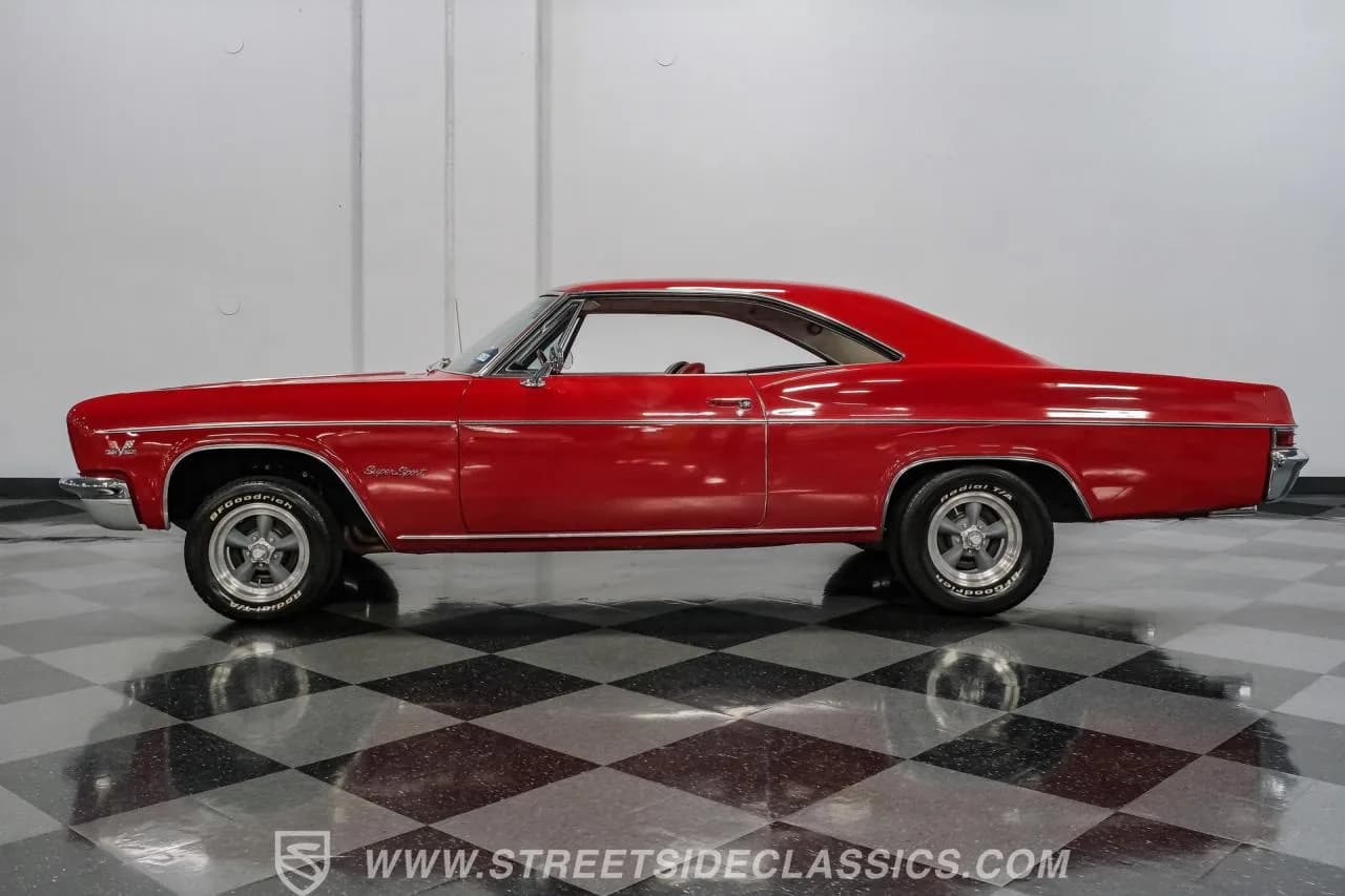 1966 Chevrolet Impala SS - Thumbnail 2