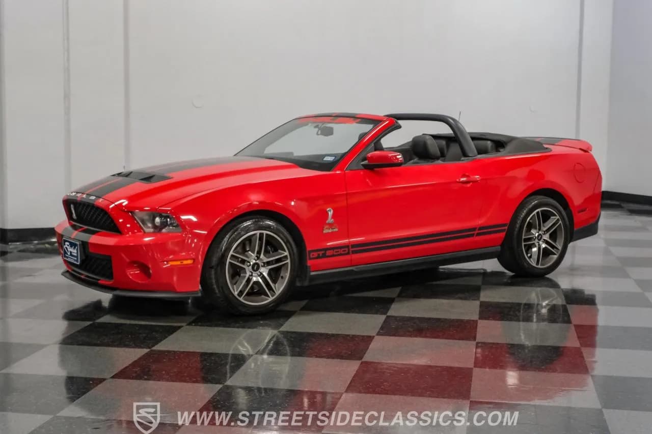 2010 Ford Mustang Shelby GT500 Convertible - Thumbnail 6