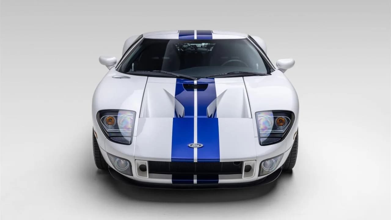 2005 Ford GT - Thumbnail 5