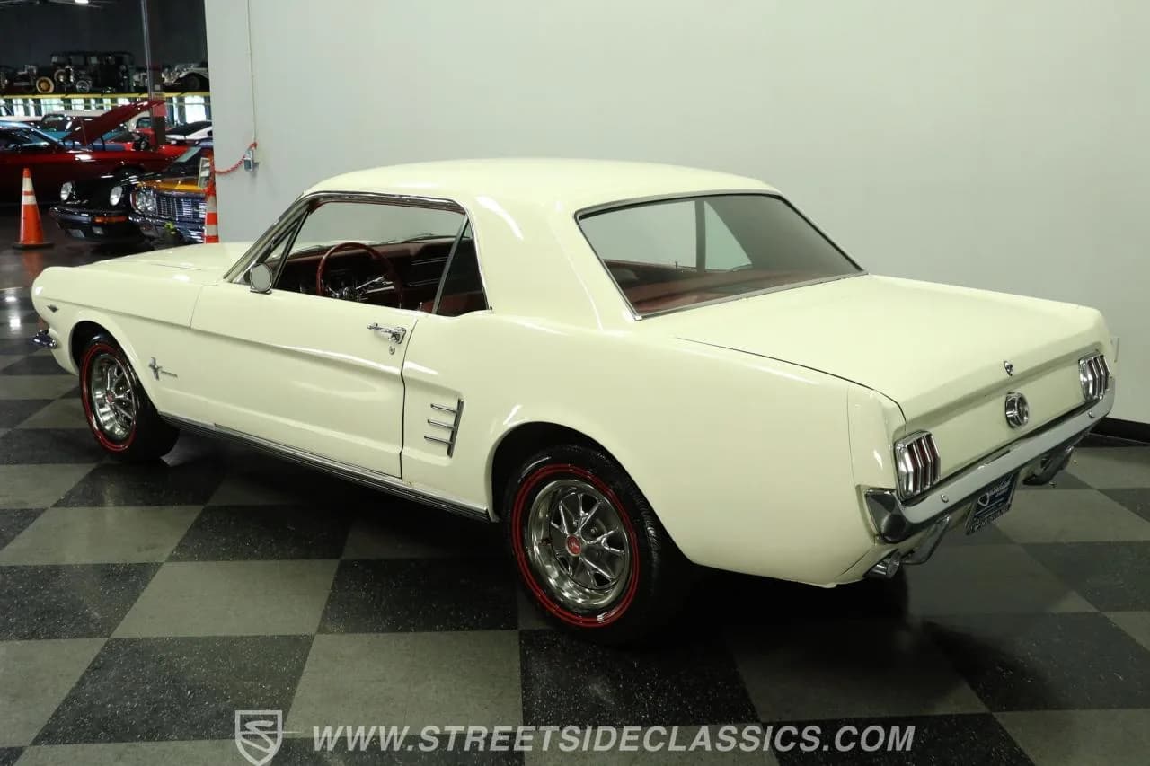 1966 Ford Mustang Coupe - Thumbnail 7