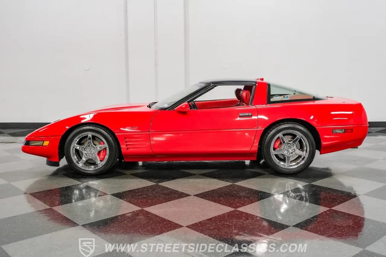 1991 Chevrolet Corvette ZR1 - Thumbnail 8