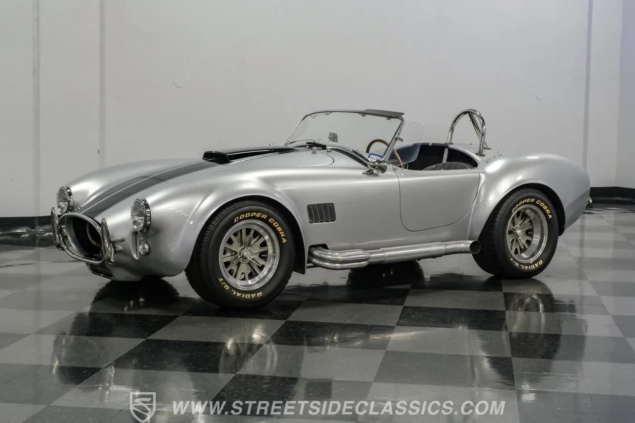 1967 Shelby Cobra Superformance MKIII - Thumbnail 4
