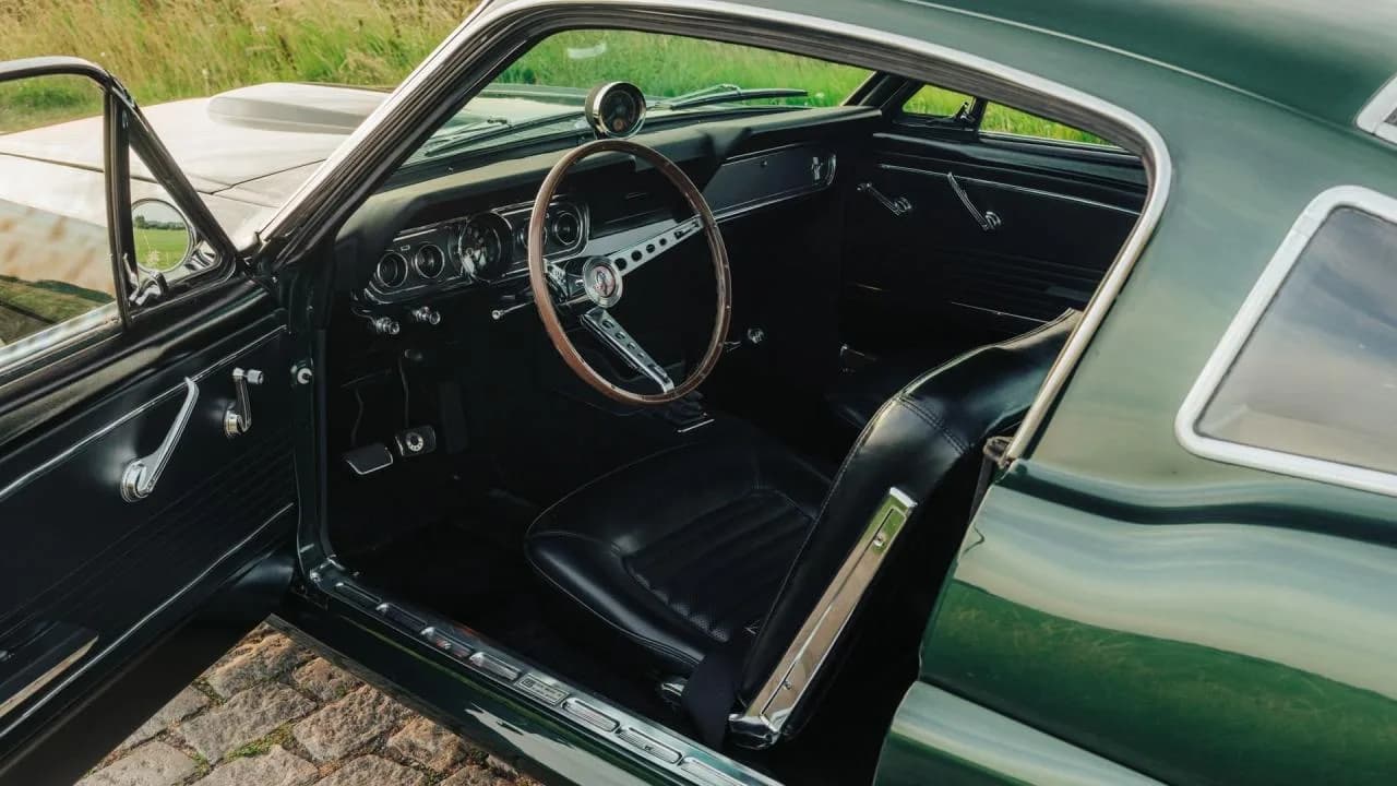 1966 Shelby GT350 Fastback - Thumbnail 7