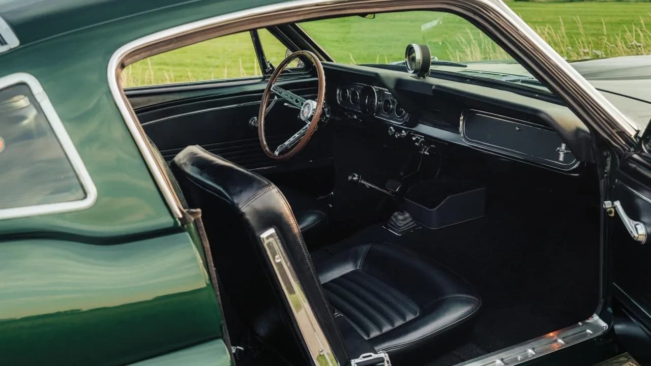 1966 Shelby GT350 Fastback - Thumbnail 8