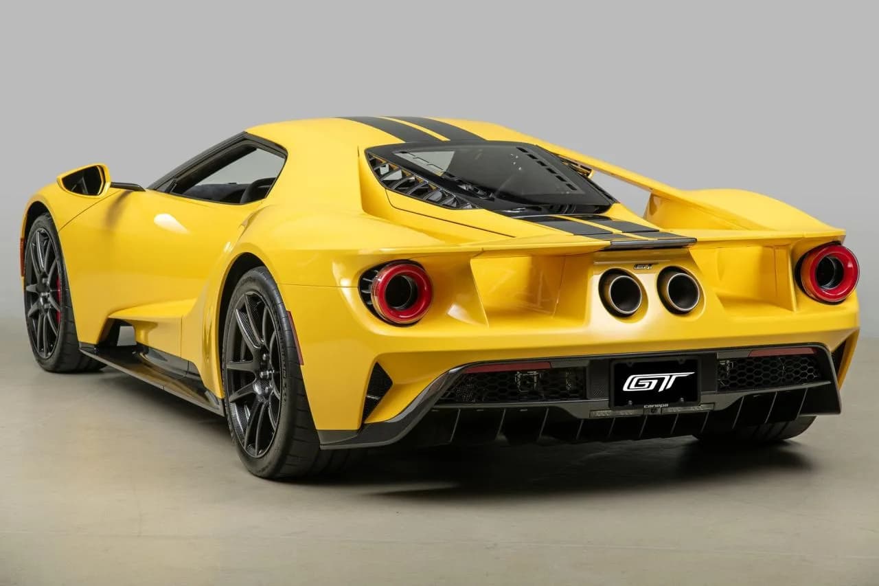 2021 Ford GT Carbon Series - Thumbnail 6