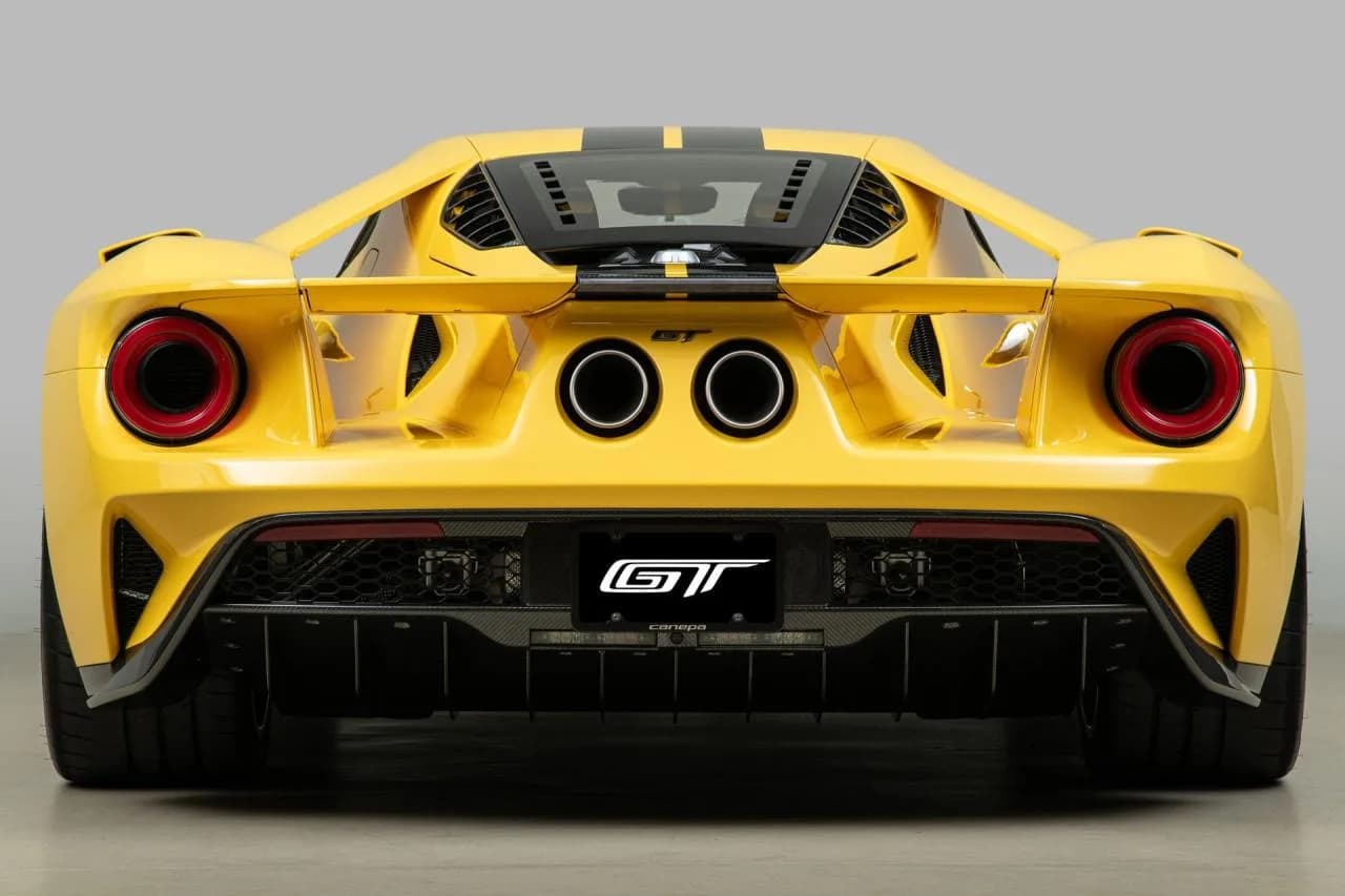 2021 Ford GT Carbon Series - Thumbnail 7