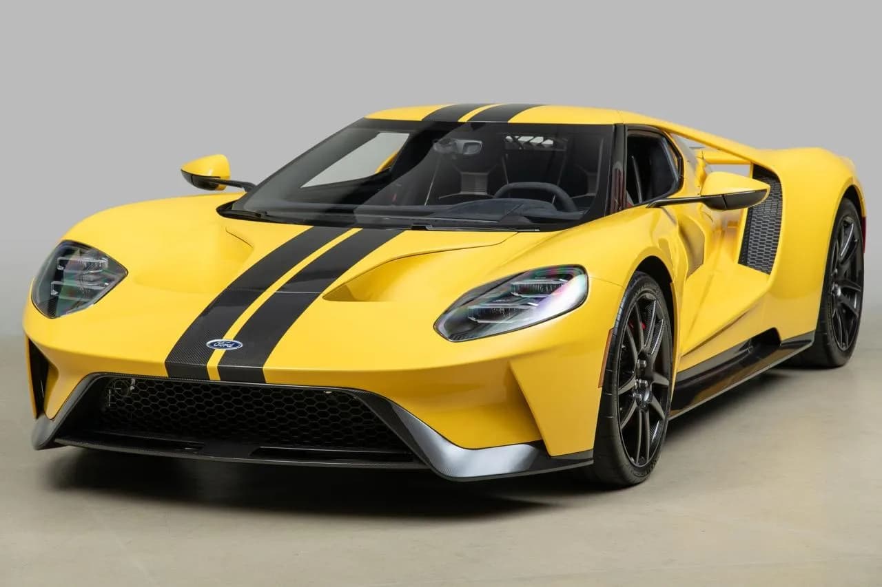 2021 Ford GT Carbon Series - Thumbnail 2