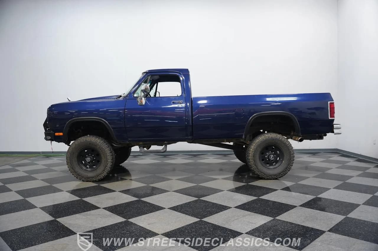 1988 Dodge POWER RAM W250 4X4 - Thumbnail 8