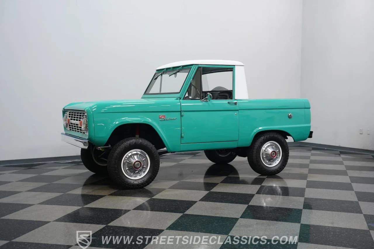 1966 Ford Bronco Half-Cab 4x4 - Thumbnail 6