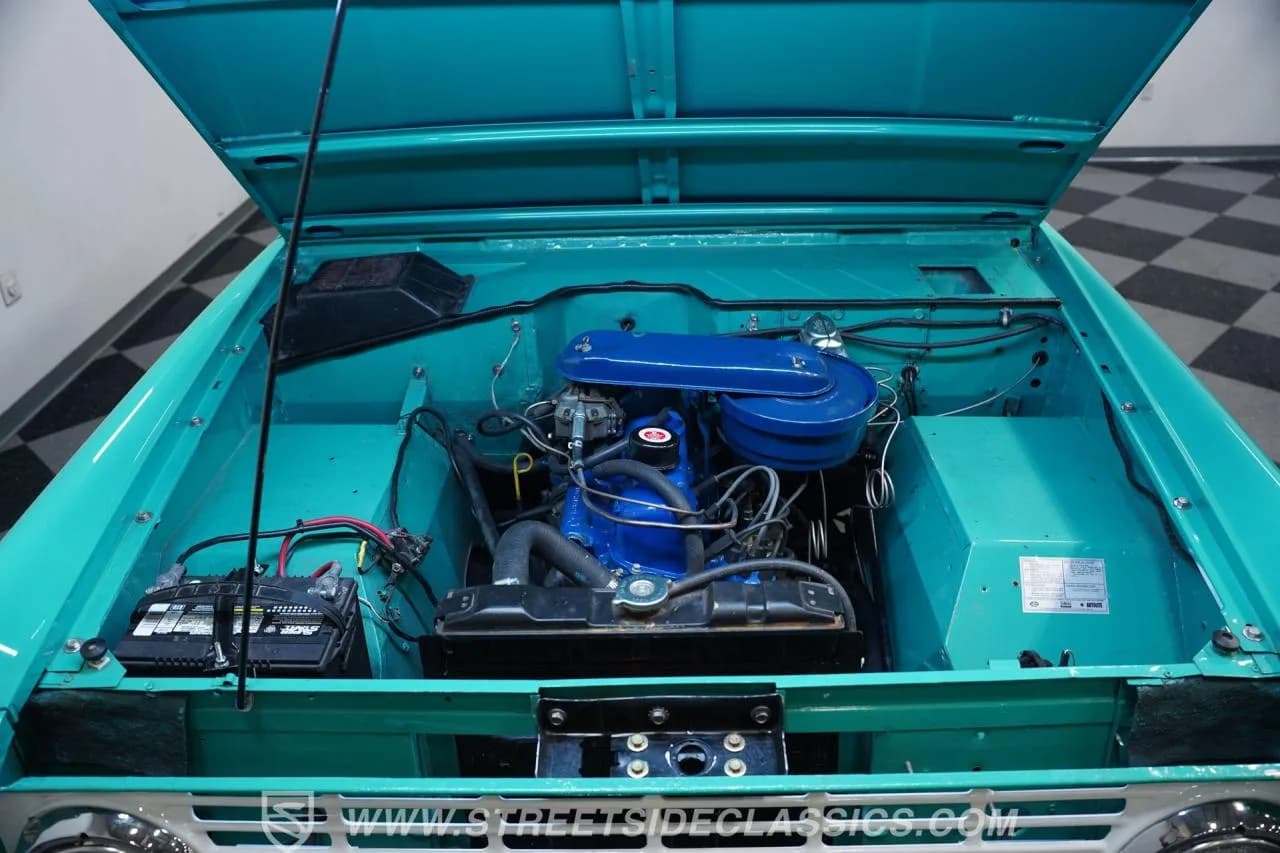 1966 Ford Bronco Half-Cab 4x4 - Thumbnail 3